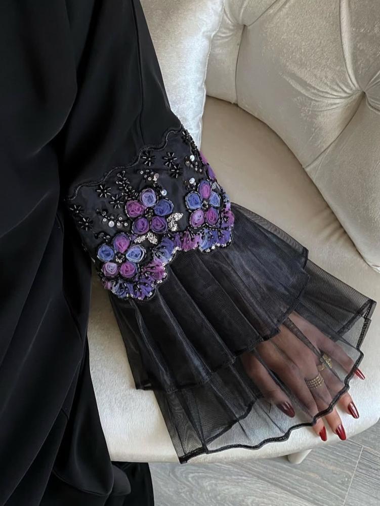 عبايه ب اطراف كسرات 1421