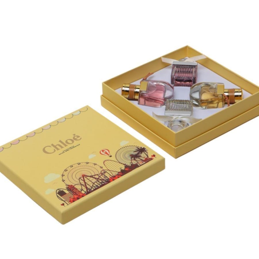 عرض طقم عطور كلوي 30 مل لكل عطر × 4 للنساء