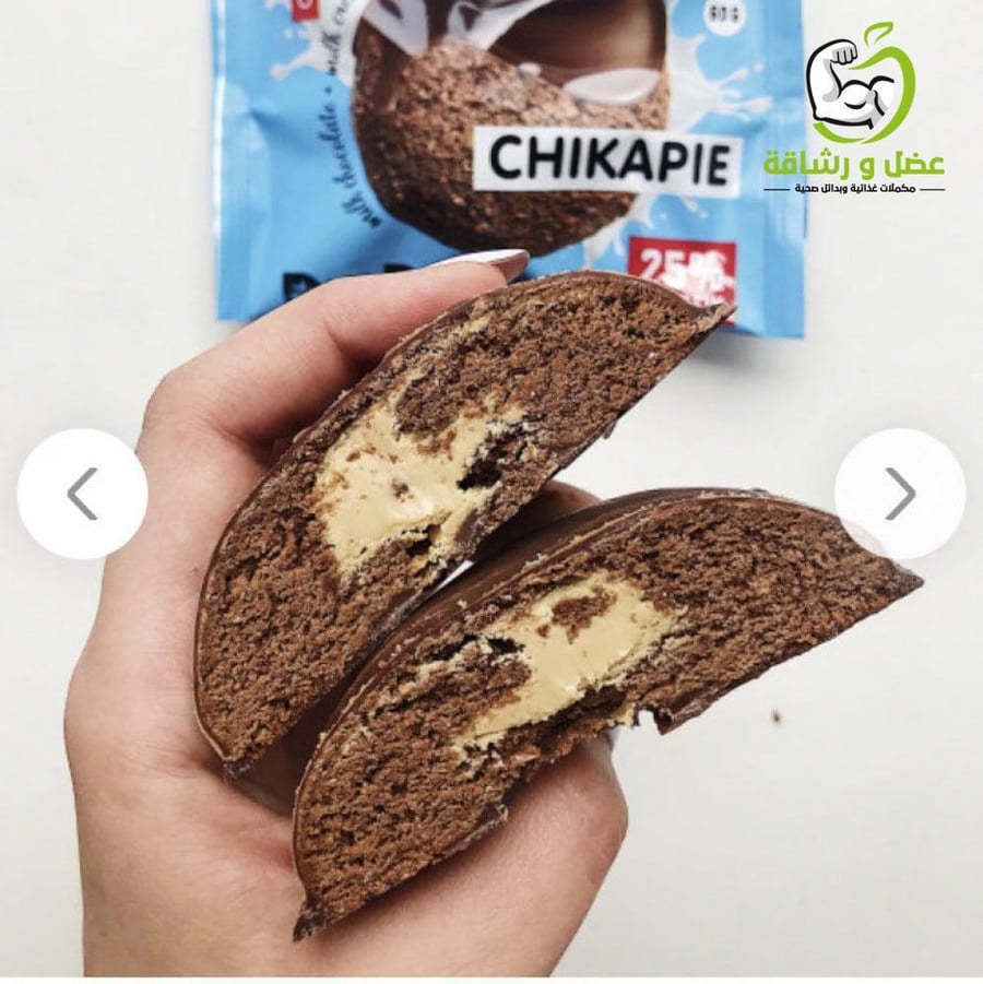 Shake Lab cookies with chocolate and cream