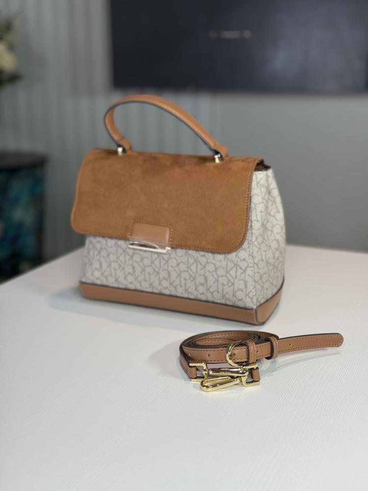كالفن كلاين فلاب جلد سويد مع جلد مقاوم سجنشر Calvin Klein flap suede leather brown