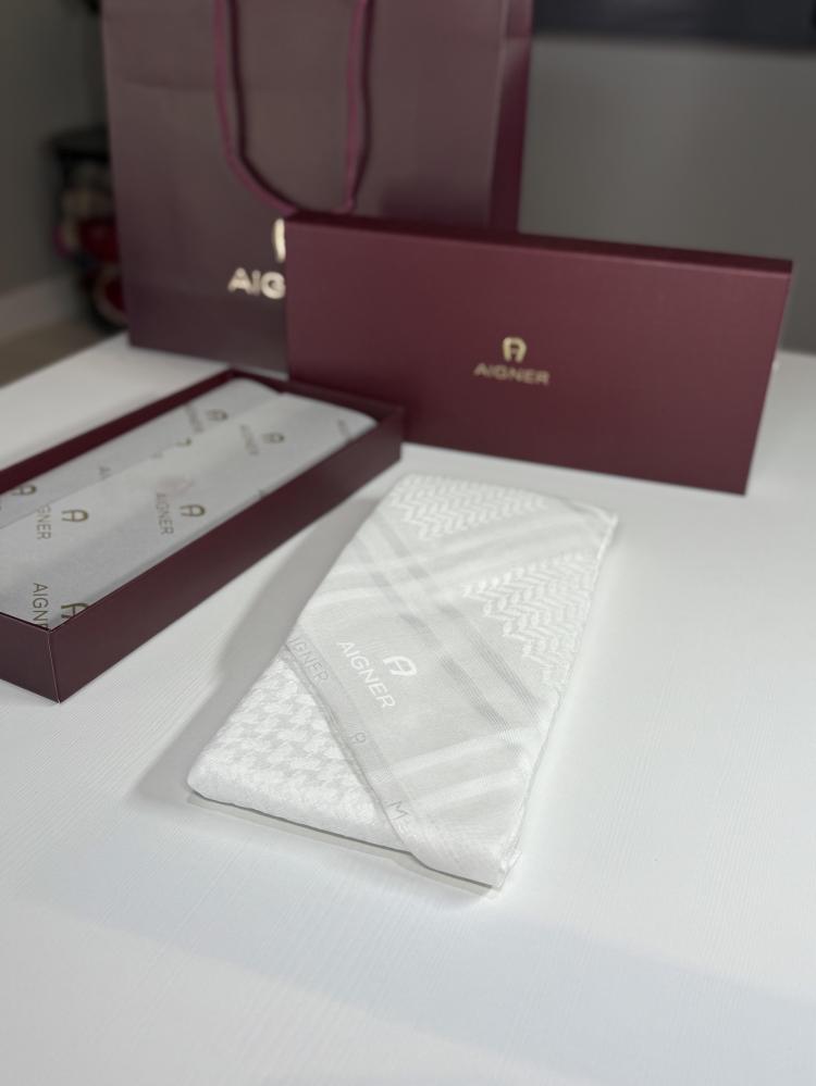شماغ اجنر  ابيض المقاس بالخيارات shmegh white man Aigner