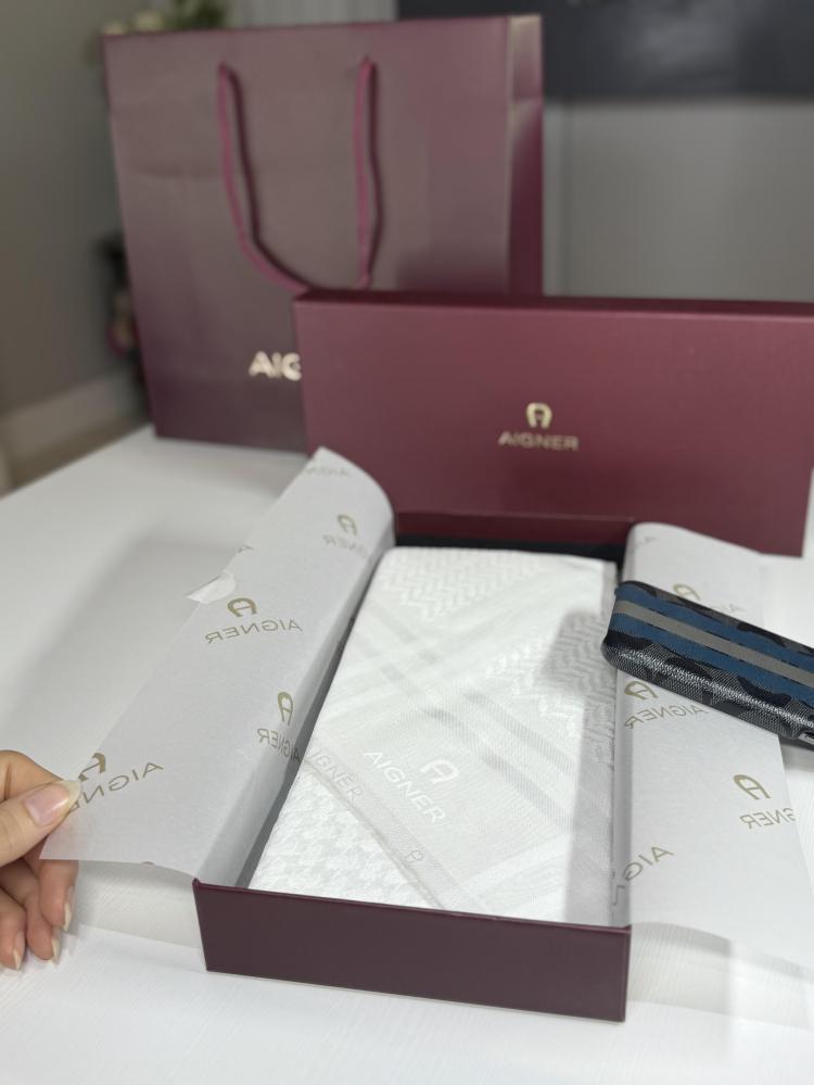 شماغ اجنر  ابيض المقاس بالخيارات shmegh white man Aigner
