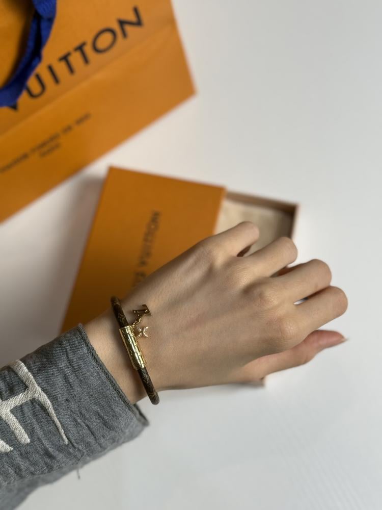 سوار LV push لويس فيتون