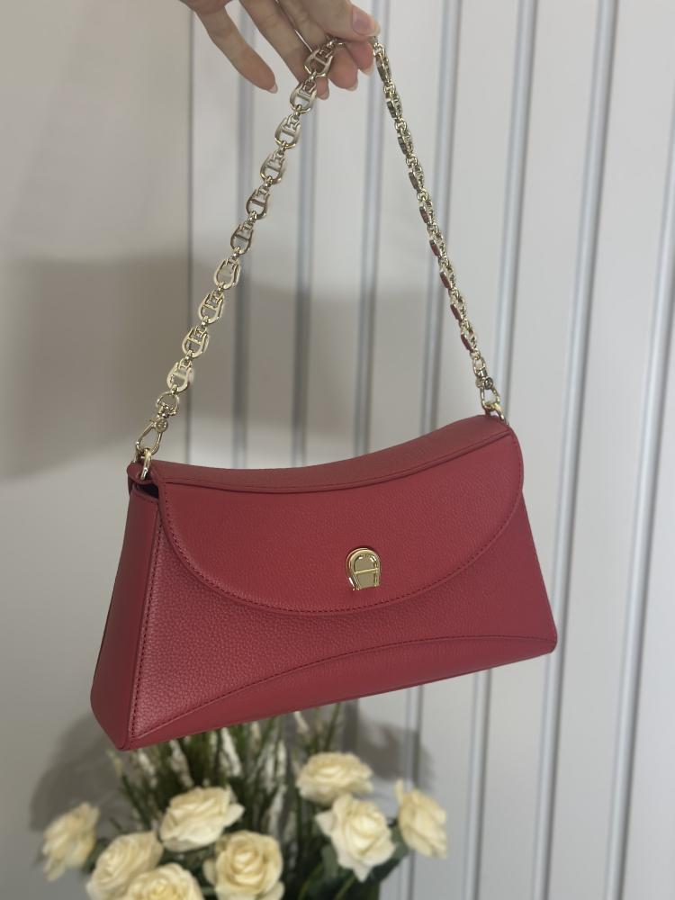 اغنر شنطة الونا شولدر سمول باج ALONA MINI BAG S بلون وردي ليميتد ادشن