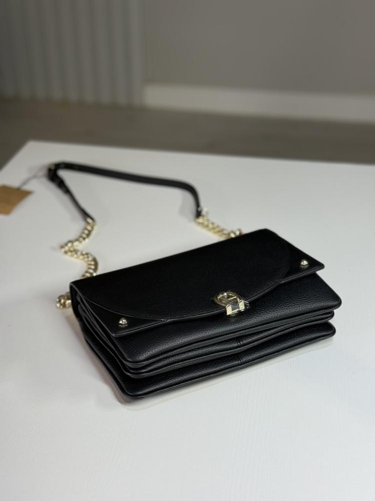 شنطة اجنر ديادورا سمول بلون اسود DIADORA SHOULDER BAG S