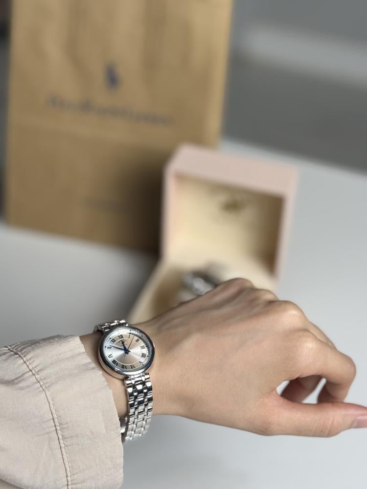 طقم ساعة بولو مع اساور وساعه فضي polo watch set silver bracelets