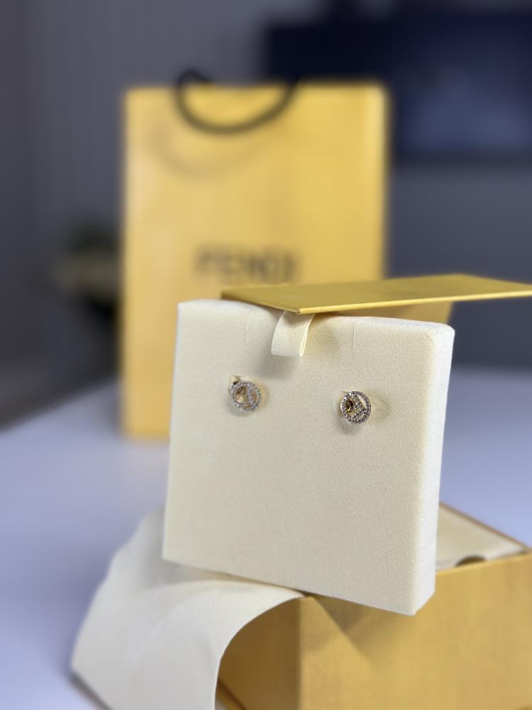 حلق فندي F is fendi errings بلون ذهبي ومرصع بكريستال