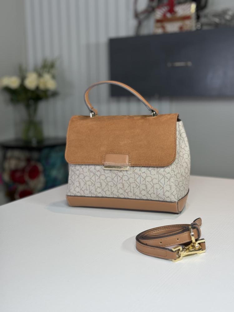 كالفن كلاين فلاب جلد سويد مع جلد مقاوم سجنشر Calvin Klein flap suede leather brown