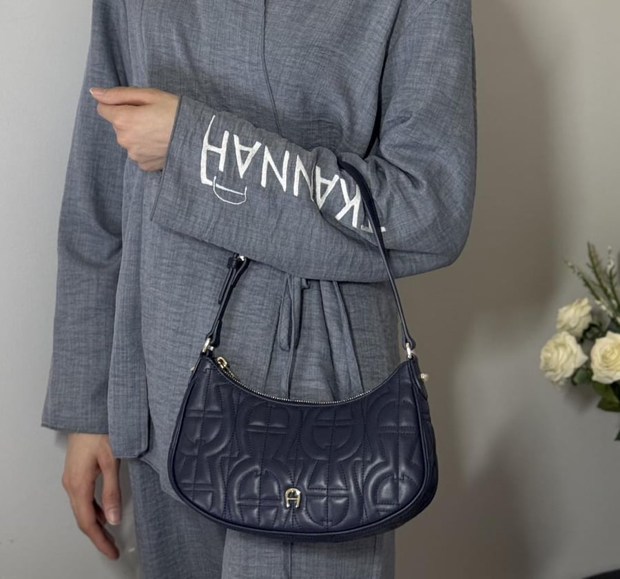 اجنر شنطة ديادورا كحليه كتف Diadora XS 135041 shoulder bag by Aigner