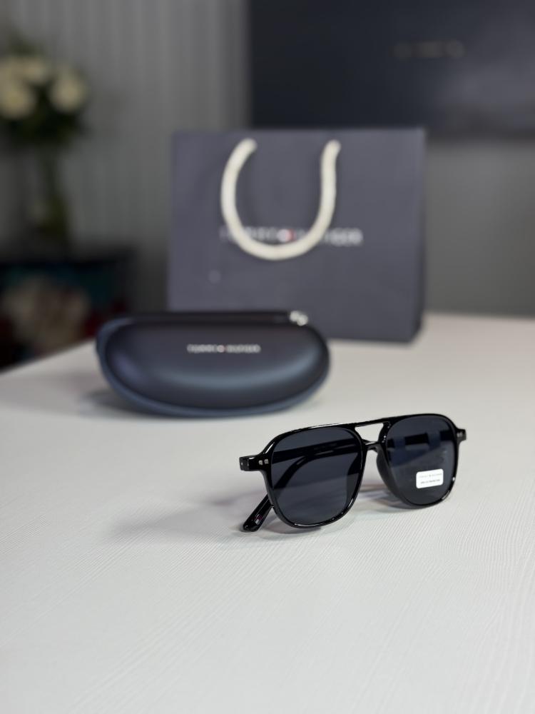 نظارة تومي افياتور بلاستيك اسود Tommy Hilfiger Black plastic frame aviator