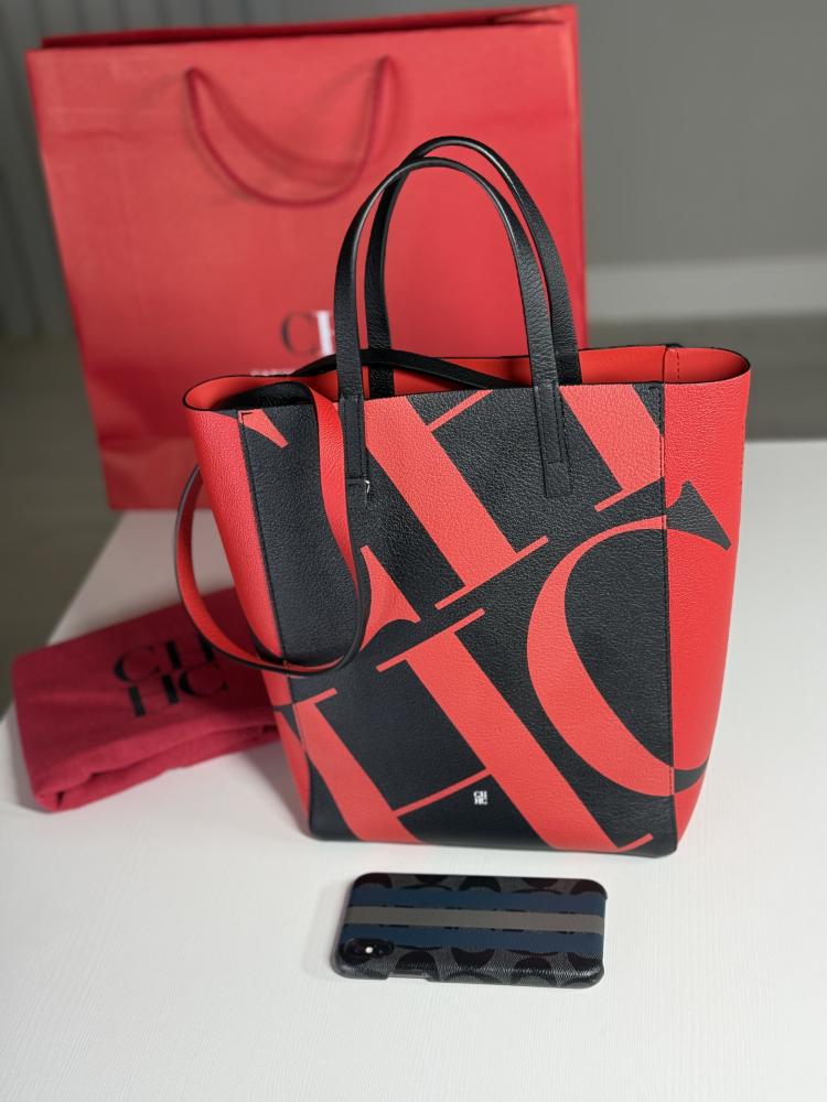 كارولينا هيريرا سمول توت Carolina Herrera tote red and black signature