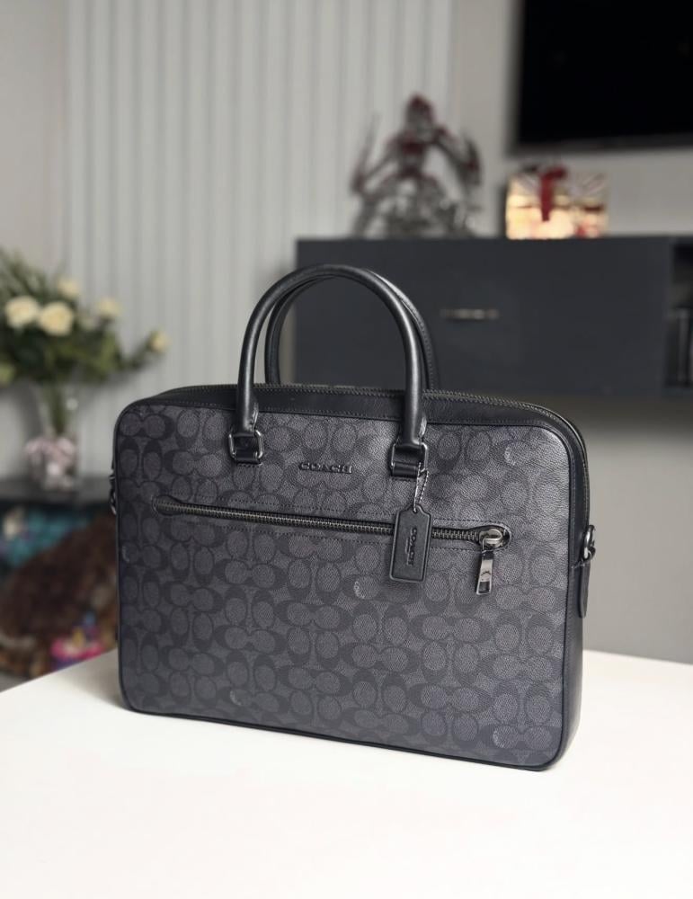 كوتش شنطة اعمال قوثم سجنشر اسود coach gotham slim briefcase in signature canvas  l