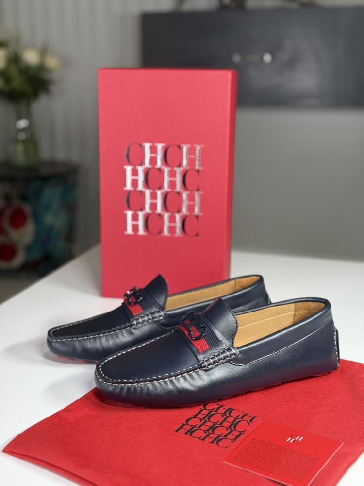 لوفر كارولينا هريرا Carolina Herrera Loafers Initials Insignia Leather من الجلد الطري ببطانه- كحلي