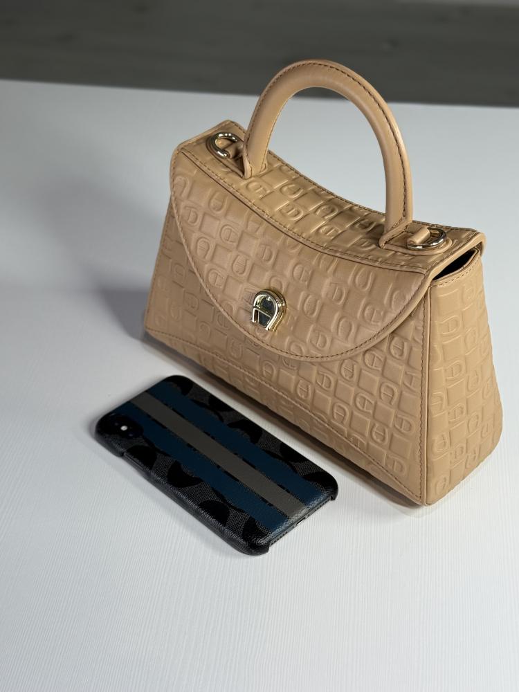 اقنر حقيبه يد الونا ALONA HANDBAG DADINO S دادينو سمول بنقشة جلد سجنشر انيقه- بسج/ ذهبي