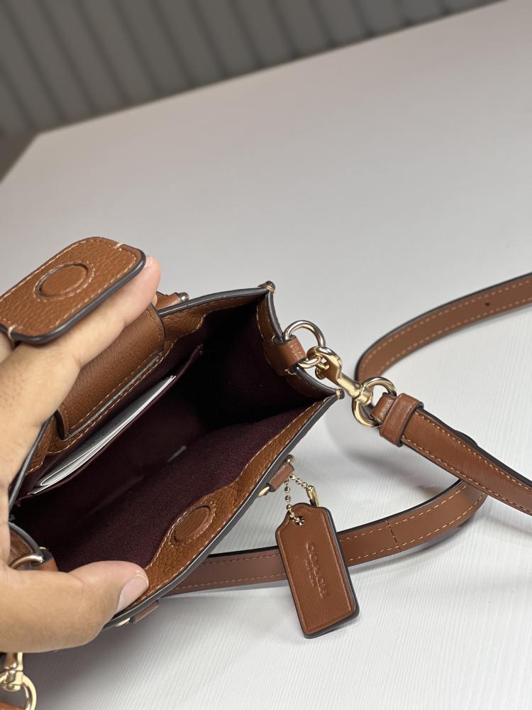 كوتش موبايل ميني توت جلد بني جوانب مخملية