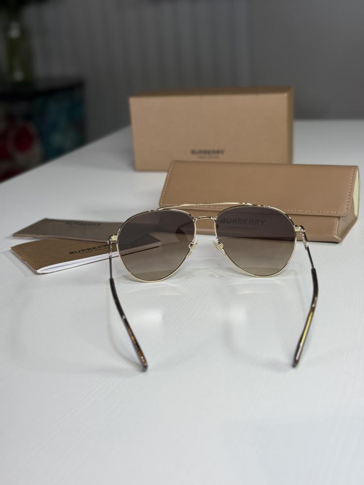 نظارة بربري براون افيتور بفريم معدن خفيف مزين بشعار بربري BT Burberry B3128 1109/13 Gafas