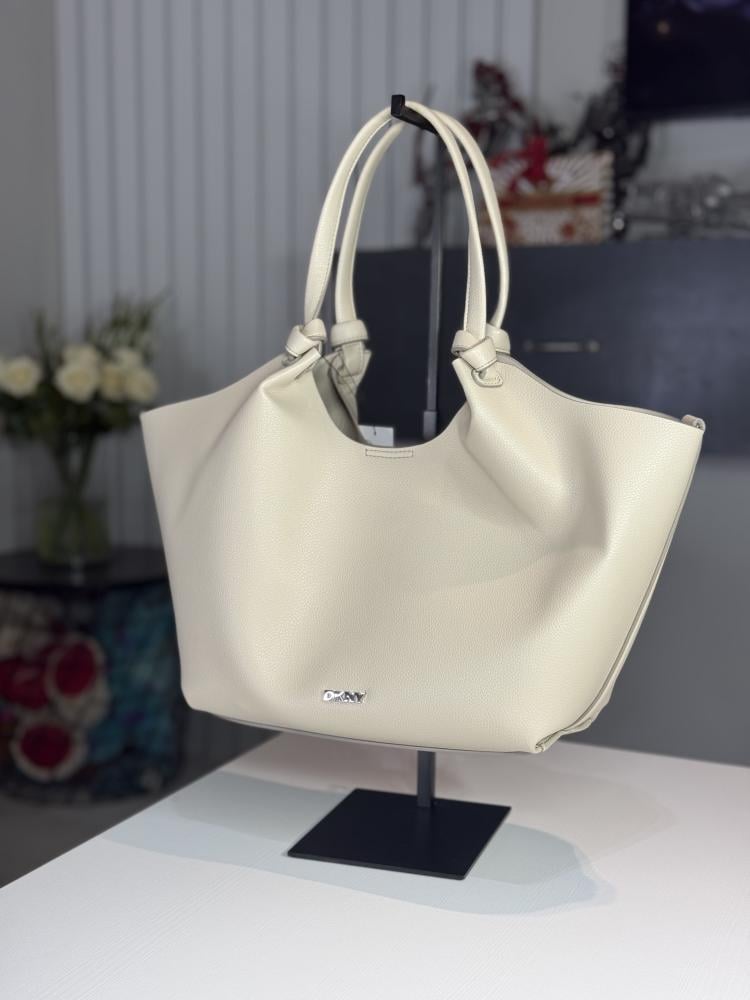 توت دكني ميديم باولا لايت ستون PAULA MD TOTE light stone DKNY