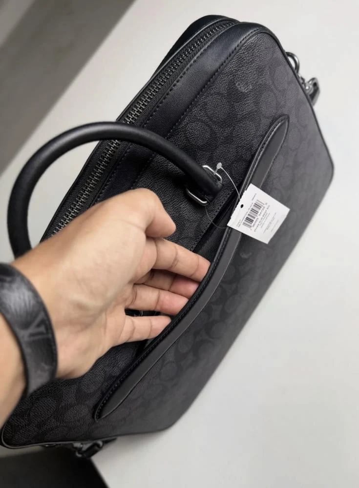 كوتش شنطة اعمال قوثم سجنشر اسود coach gotham slim briefcase in signature canvas  l