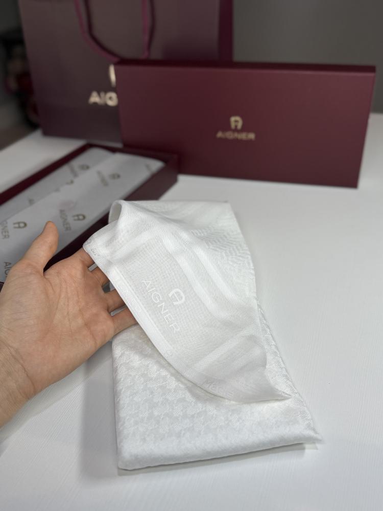 شماغ اجنر  ابيض المقاس بالخيارات shmegh white man Aigner