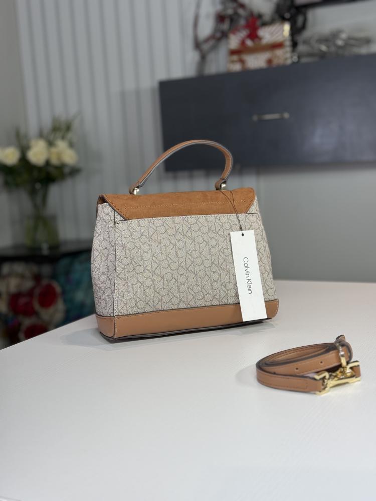 كالفن كلاين فلاب جلد سويد مع جلد مقاوم سجنشر Calvin Klein flap suede leather brown