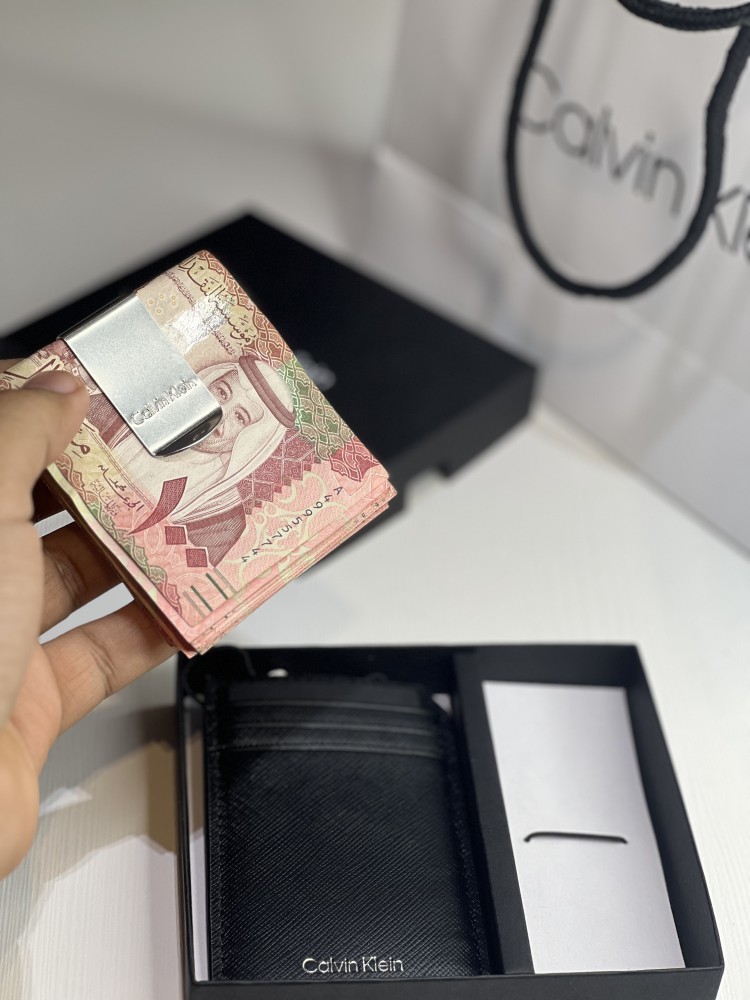 كالفن كلاين هولدر كليب
