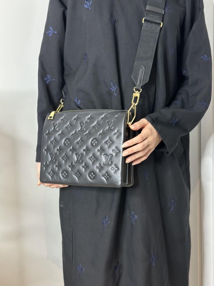 لويس فيتون coussin mm لون اسود -M21264