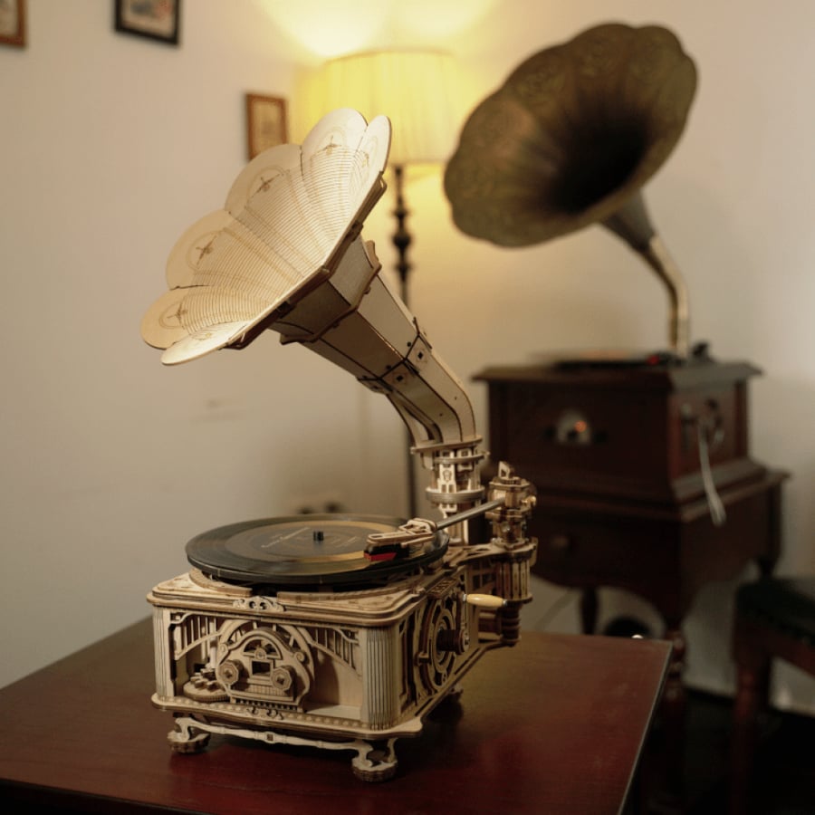 ROBOTIME - Classic Gramophone LKB01
