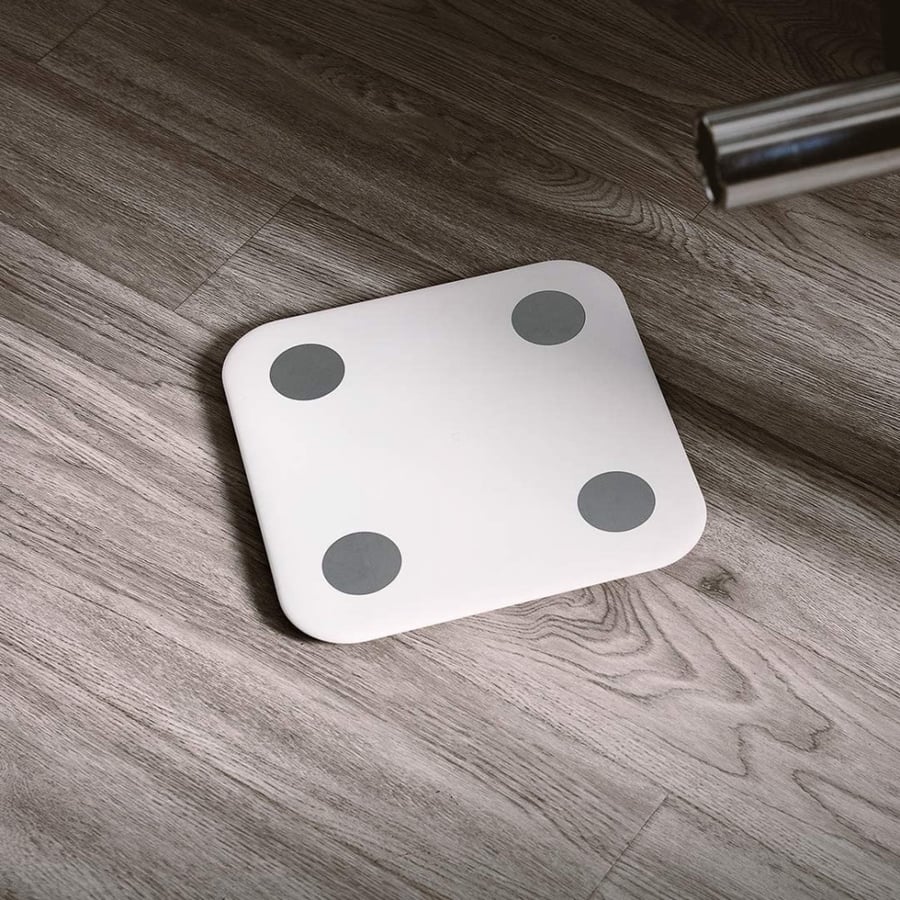 ميزان شاومي Mi Smart Scale 2 الذكي - أبيض