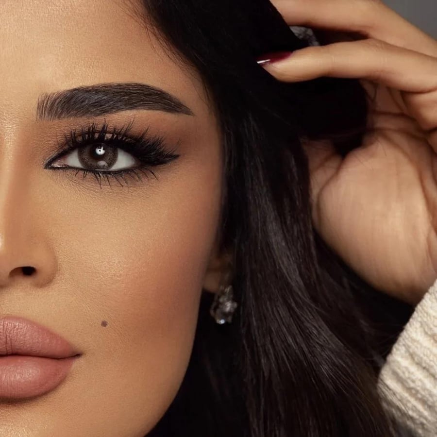 عدسات ملونة شهرية من امارا -  بون BON