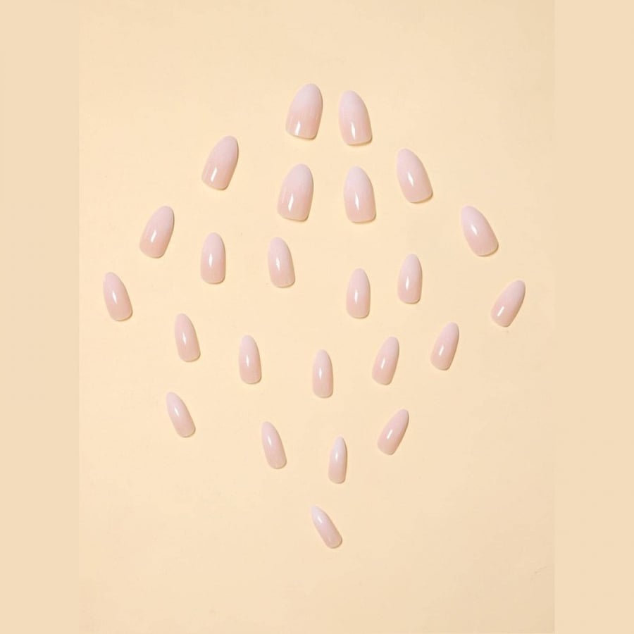 اظافر اصطناعية طويل لوز
