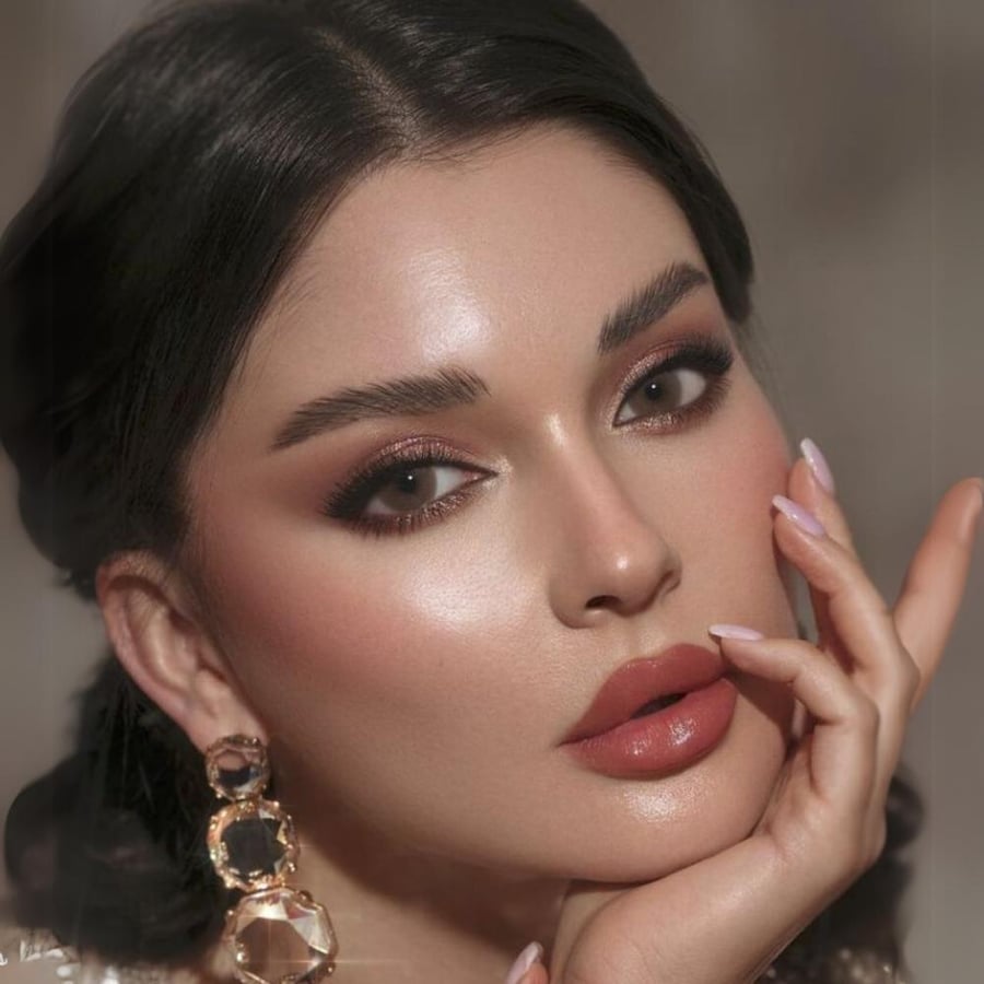 مجموعة إضاءة من اوفرا - جلو اب
