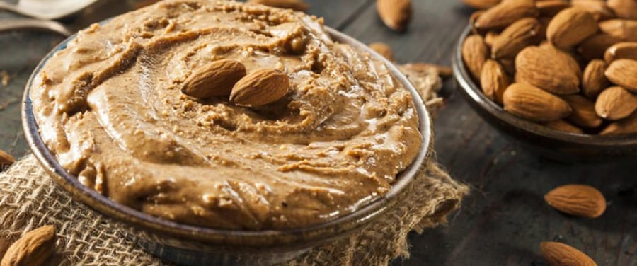 زبدة اللوز - زيوت البادية الطبيعية