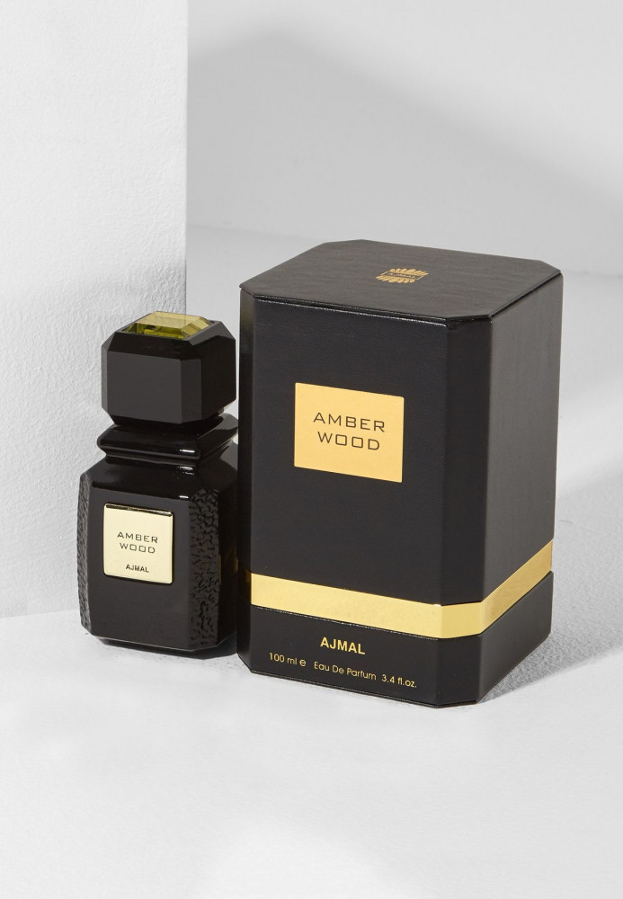 عطر عنبر وود من أجمل