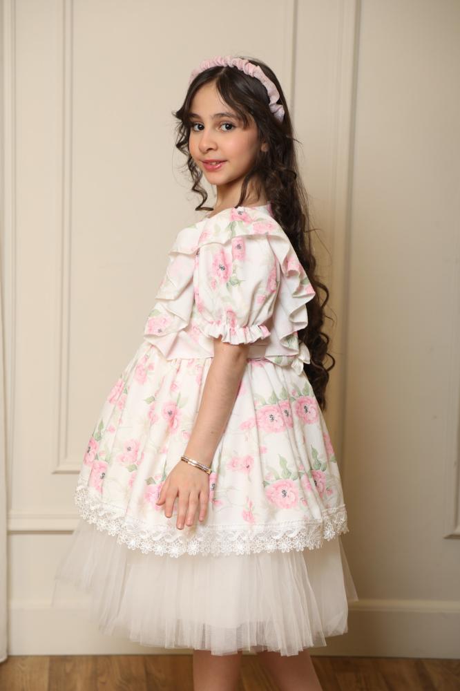 Girls' dress, elegant, reliable