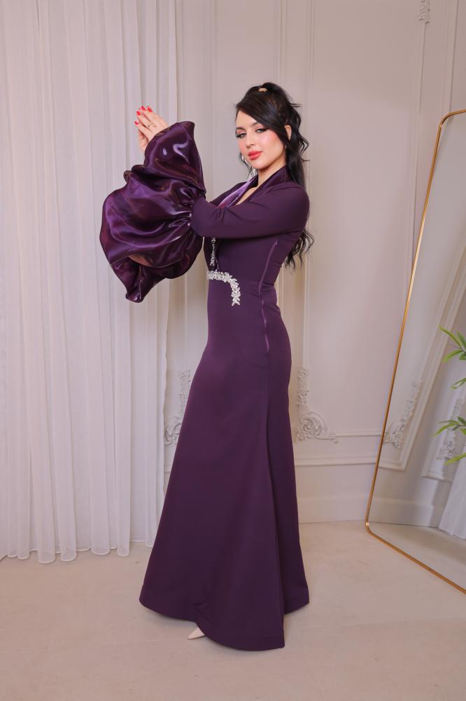 فستان سهرة موف مع اكمام طويلة منفوش