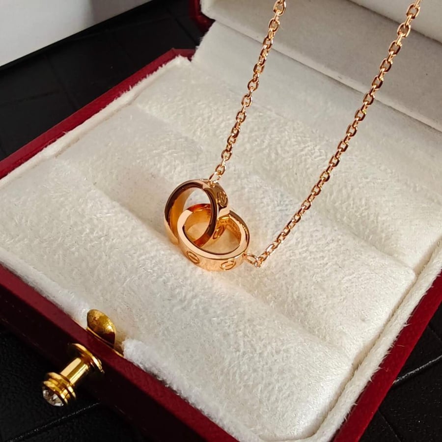 طقم كارتييه LOVE للمجوهرات
