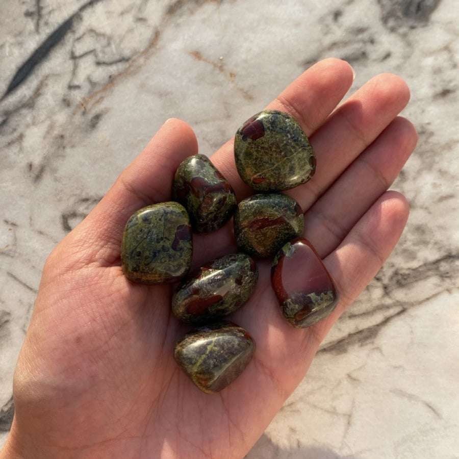 بلود ستون مصقول دم التنين One (1) Dragon Blood tumbled