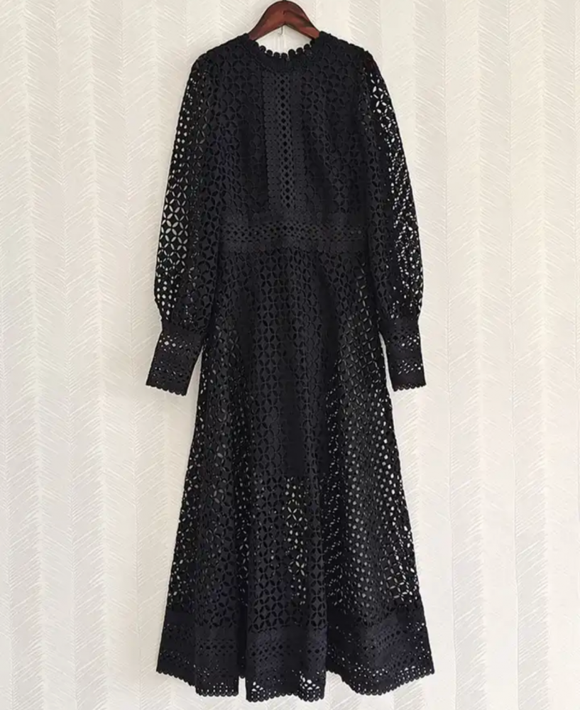 فستان كلاسيك