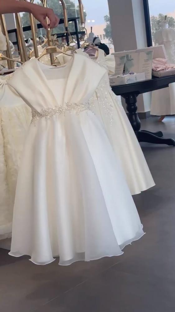 My aunt's dress is the most beautiful bride