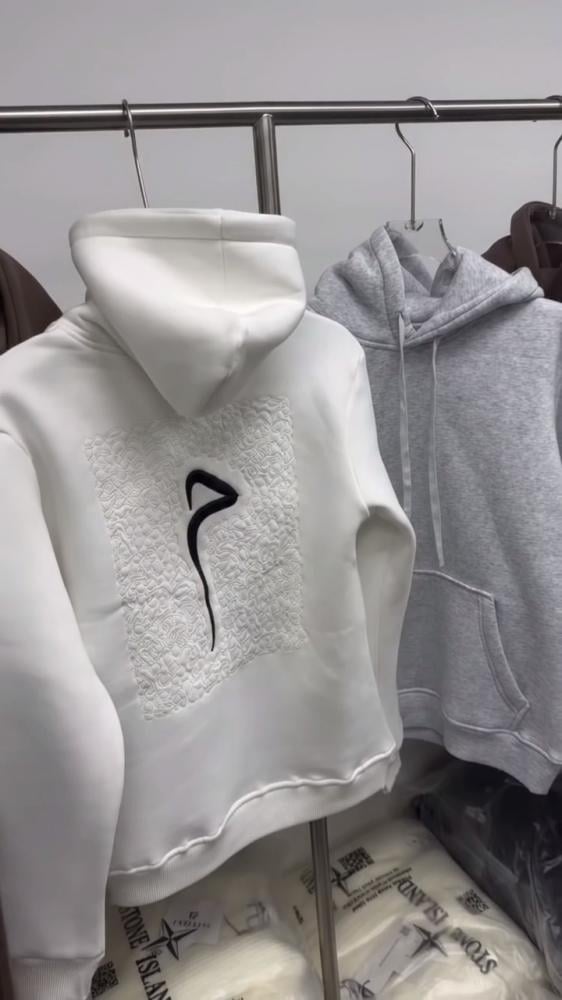 هودي الحروف - Hoodie lettering