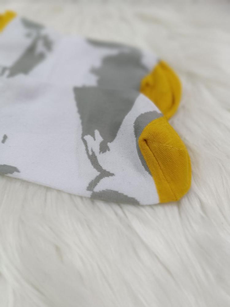 جوارب رائد الفضاء ASTRONAUT SOCKS