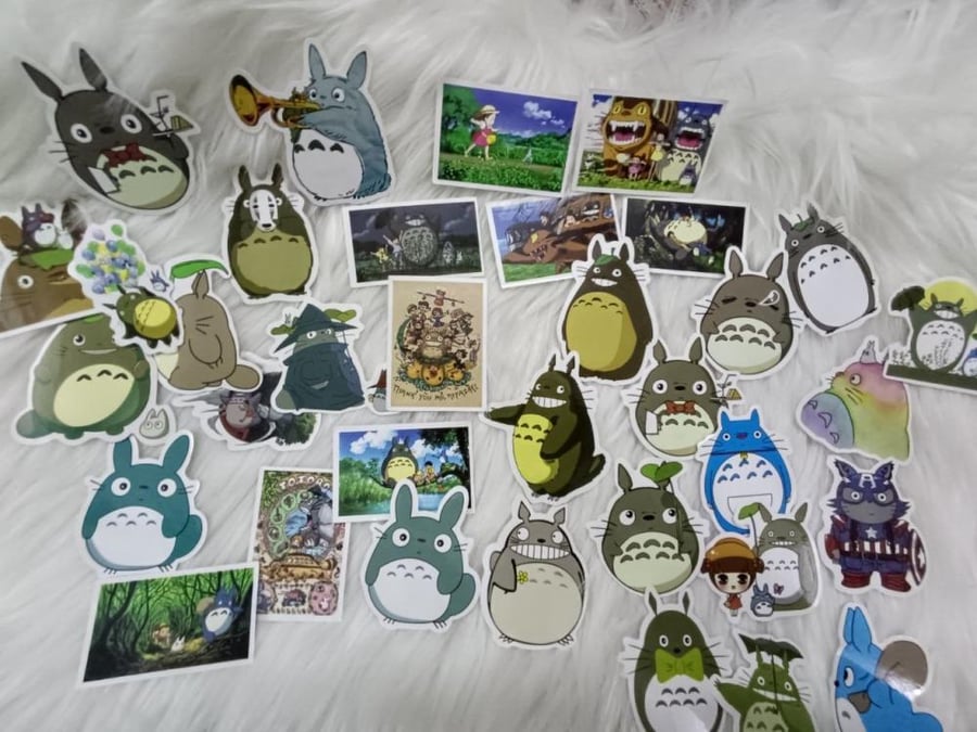 ملصقات توتورو TOTORO STICKERS