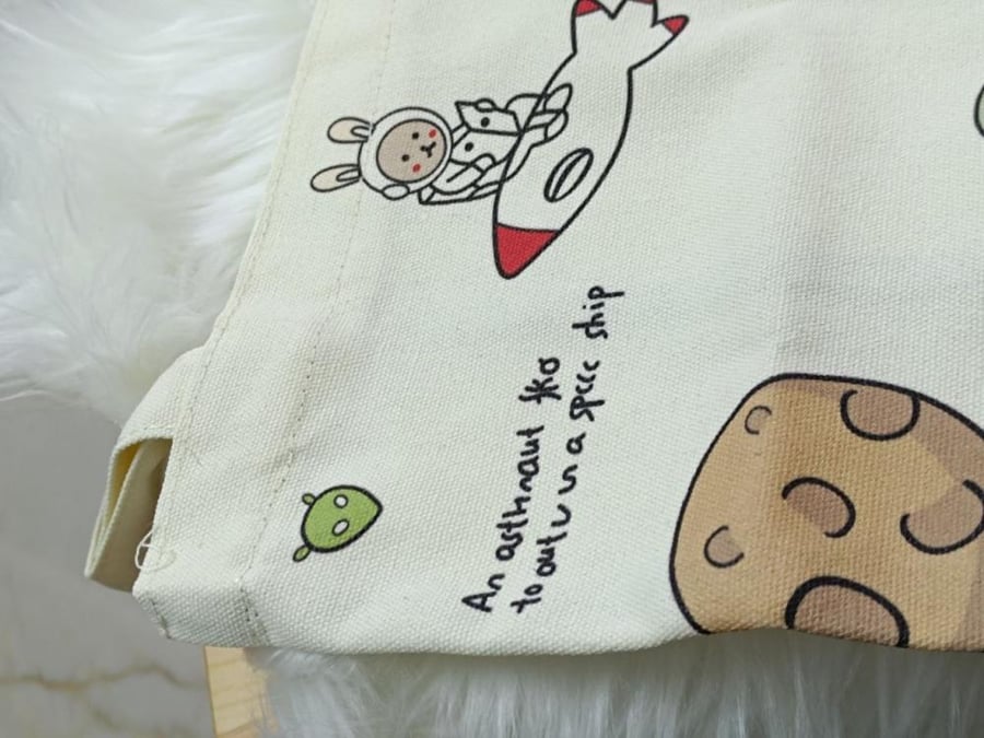 توت باق رائد الفضاء  ASTRONAUT TOTEBAG
