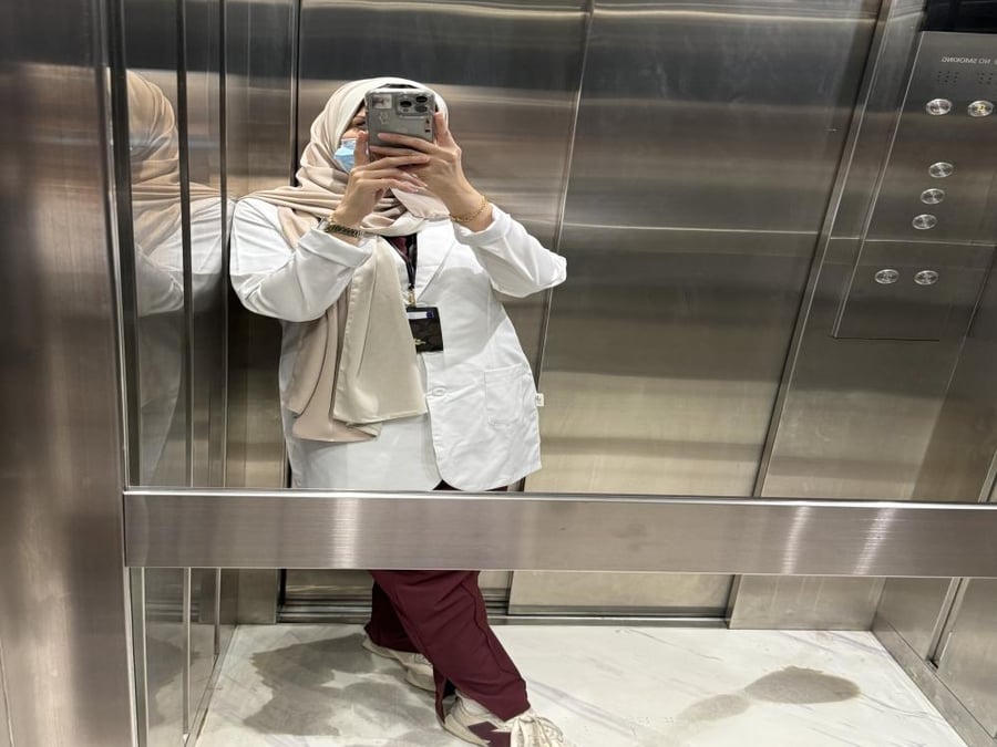 لابكوت نسائي كلاسك - Classic women's Lab coat