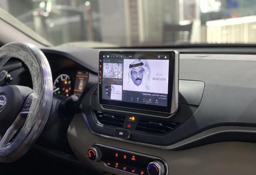 شاشة نيسان التيما 2019-2022