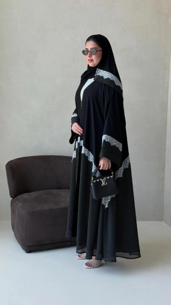 عباية ساره