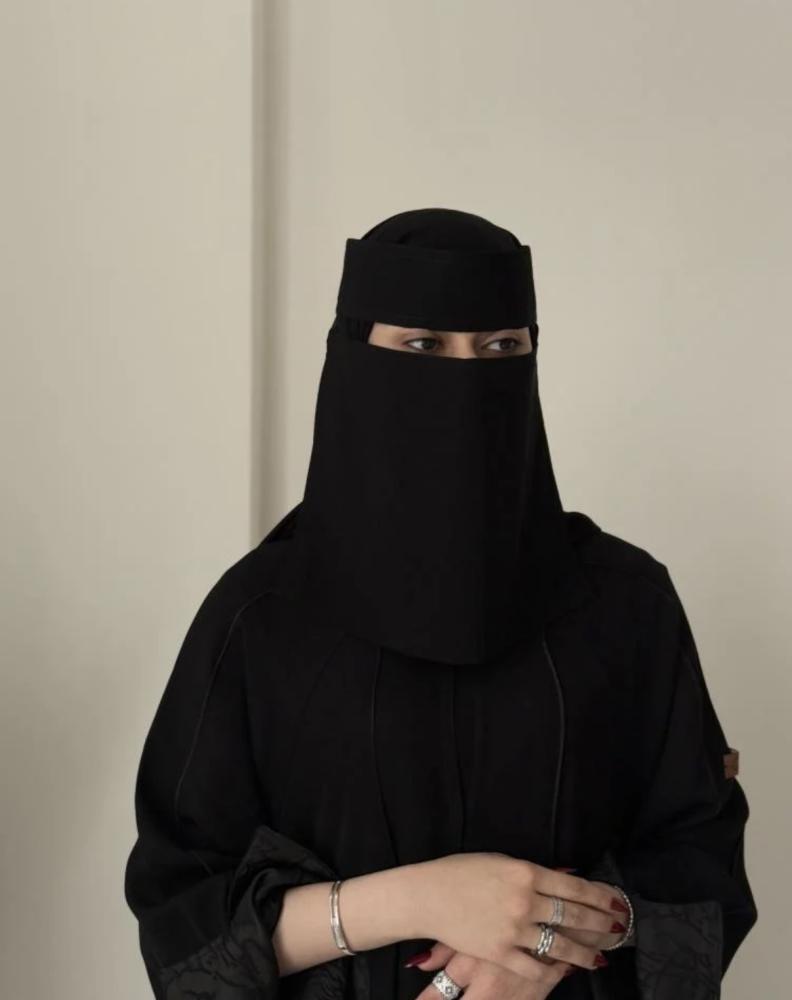 نقاب مقاس وسط (مقوى)