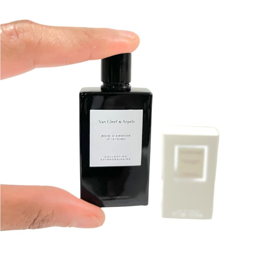عطر ميني إكسترودينير بوا دي أماند من فان كليف آند أربيلس عطر فاخر وممي
