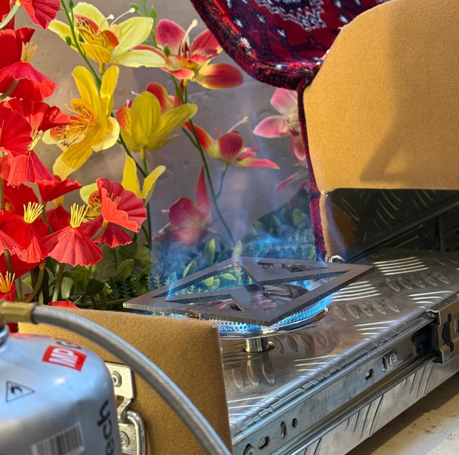 عزبة جلسة ، مركة وعزبة وعين غاز ، جمعت لك كل احتياجك بشكل أنيق وتصميم فريد و مختلف