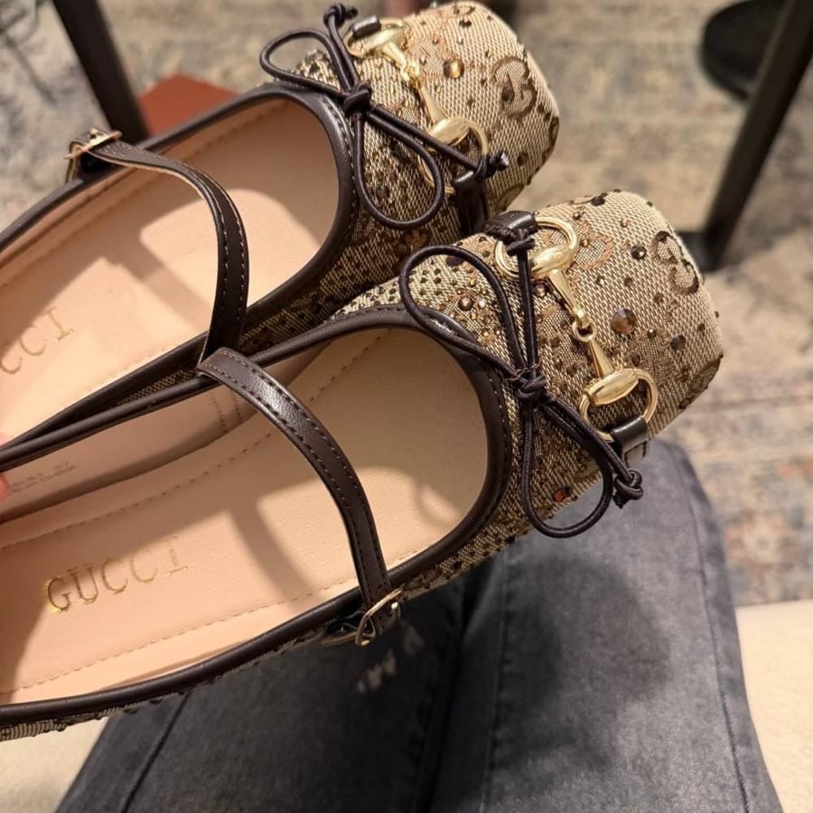 حذاء باليرينا